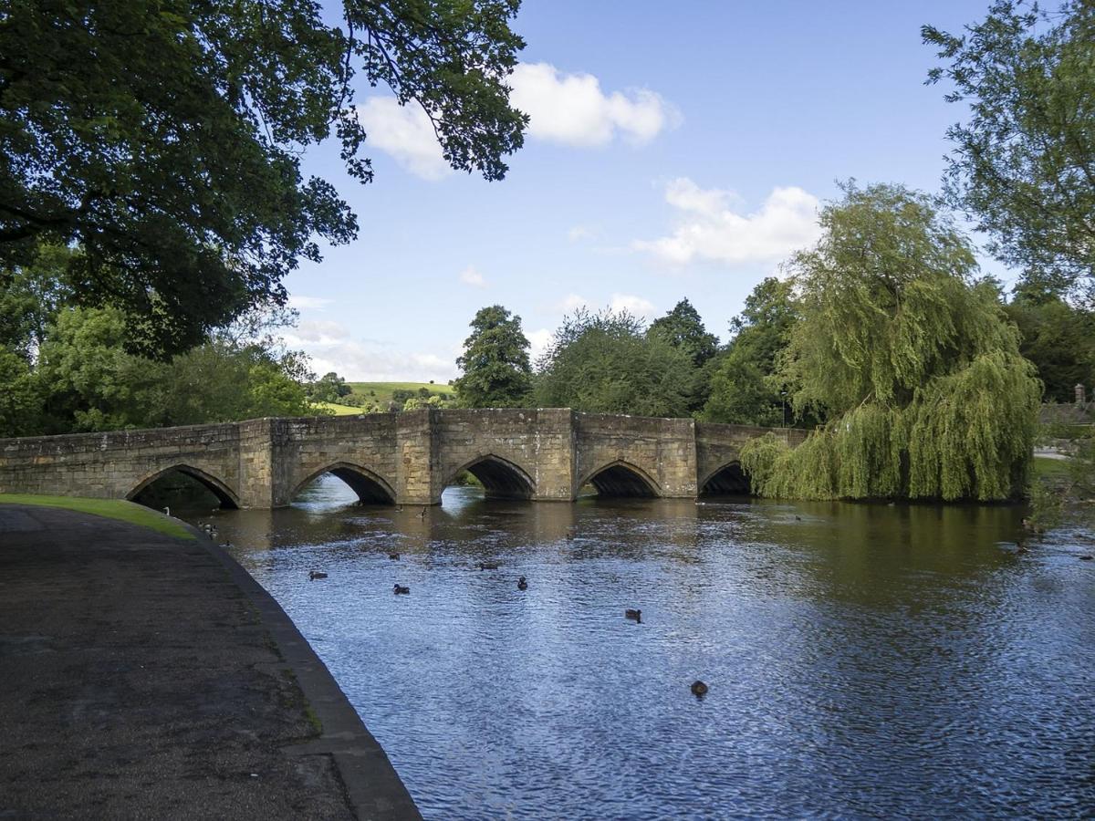 Pass The Keys Old Beams Luxury Style & Comfort In Town Centre Bakewell Exterior photo